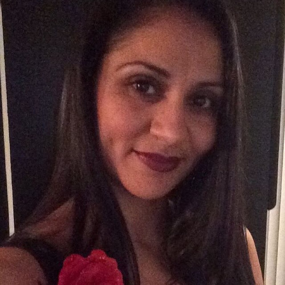 Meet your Posher, Monica